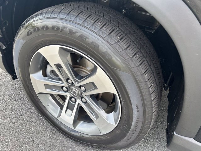 Used 2025 Honda Pilot EX-L image 10