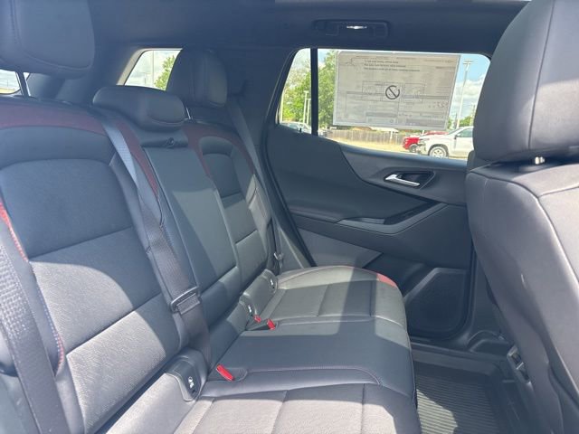 New 2026 Chevrolet Equinox RS w/ Convenience Package III FWD image 14
