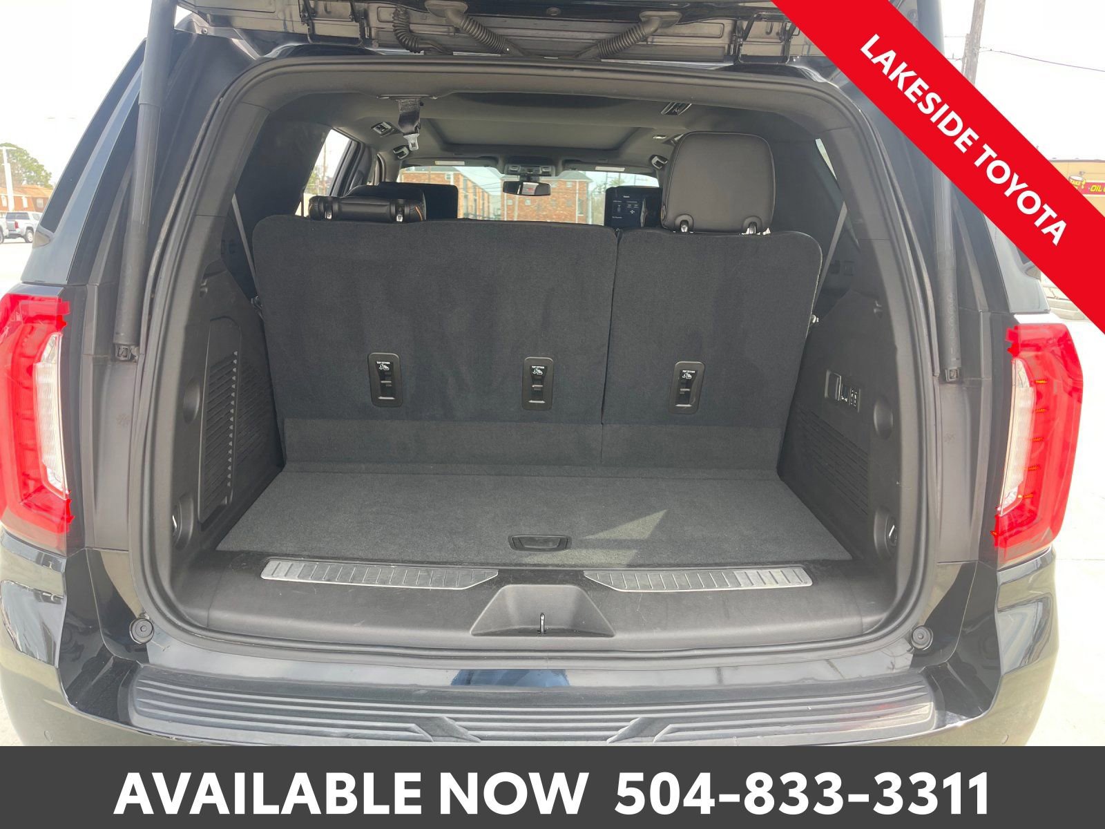 Used 2021 GMC Yukon AT4 w/ AT4 Premium Plus Package image 24