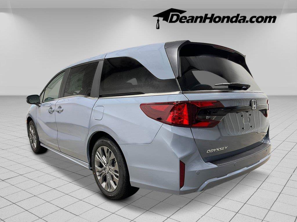 New 2027 Honda Odyssey Touring image 3
