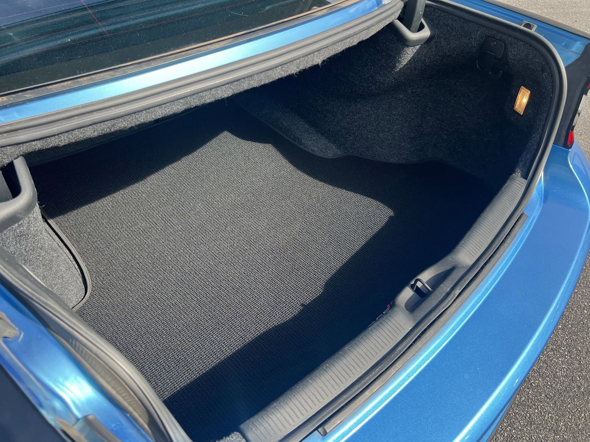 Used 2018 Dodge Charger R/T RWD image 18