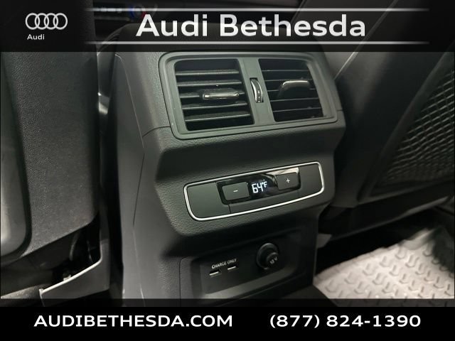 Used 2023 Audi Q5 2.0T Premium w/ Convenience Package AWD/4WD image 26