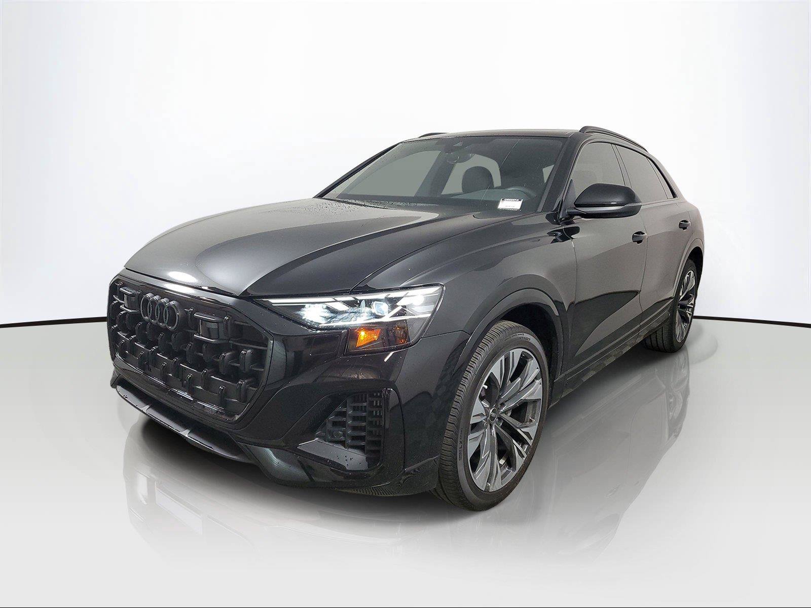 Used 2025 Audi Q8 Premium w/ Black Optic Package AWD/4WD image 3