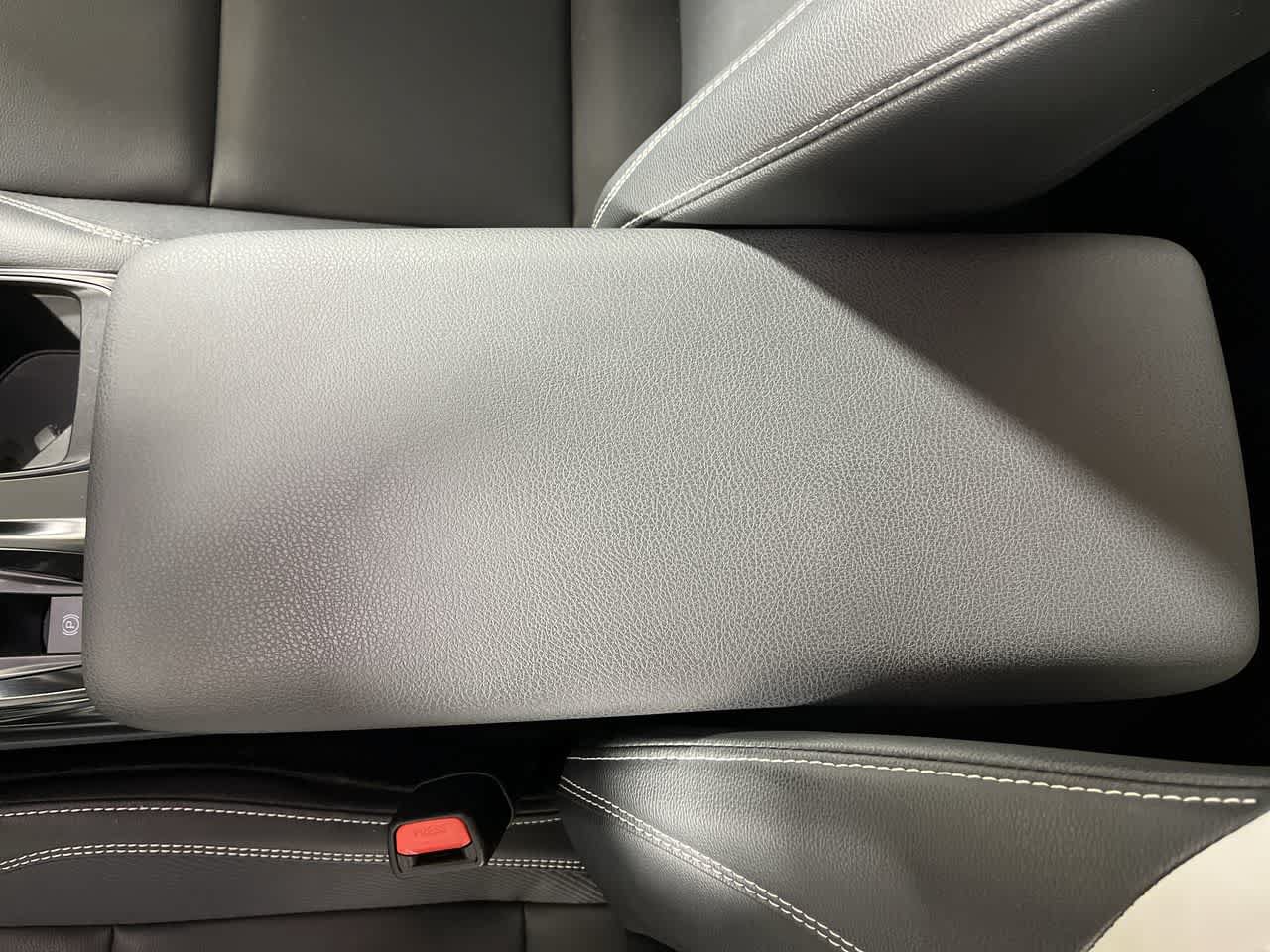 Used 2025 Toyota Camry SE FWD image 22