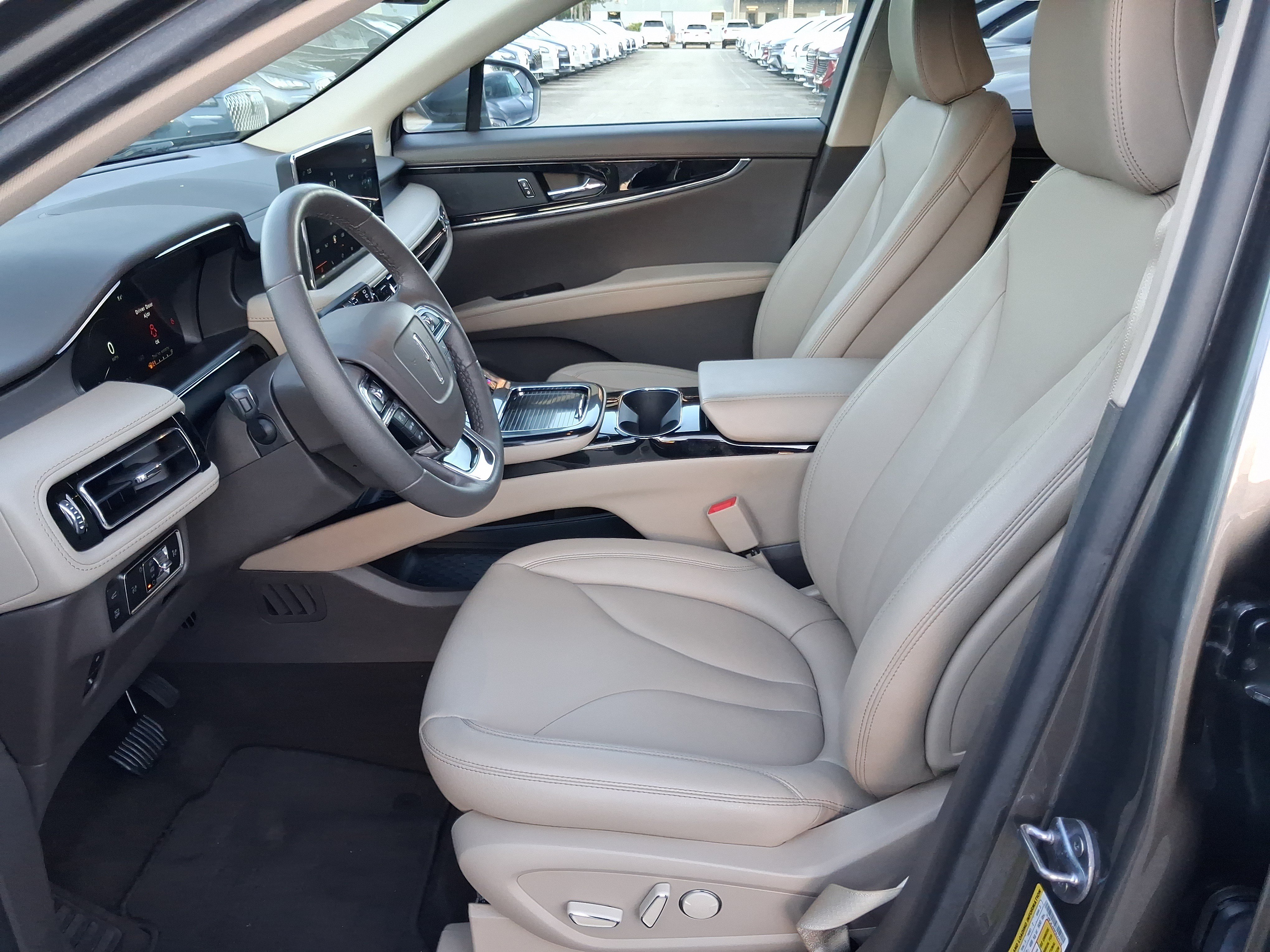 Certified 2023 Lincoln Nautilus FWD image 12