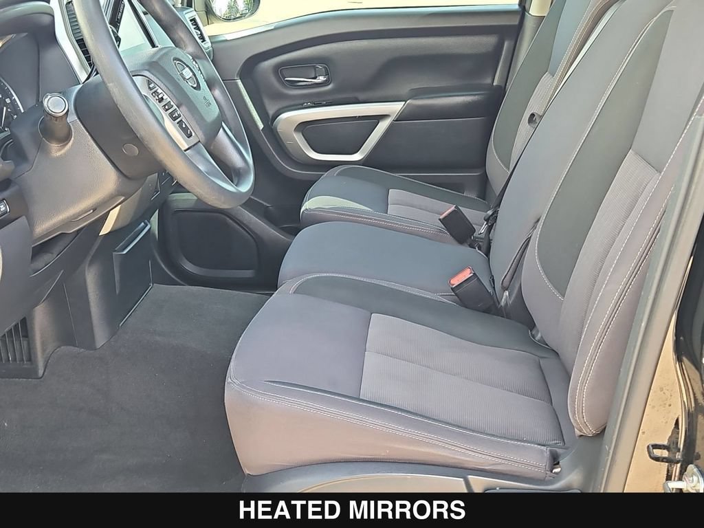 Used 2021 Nissan Titan SV RWD image 5