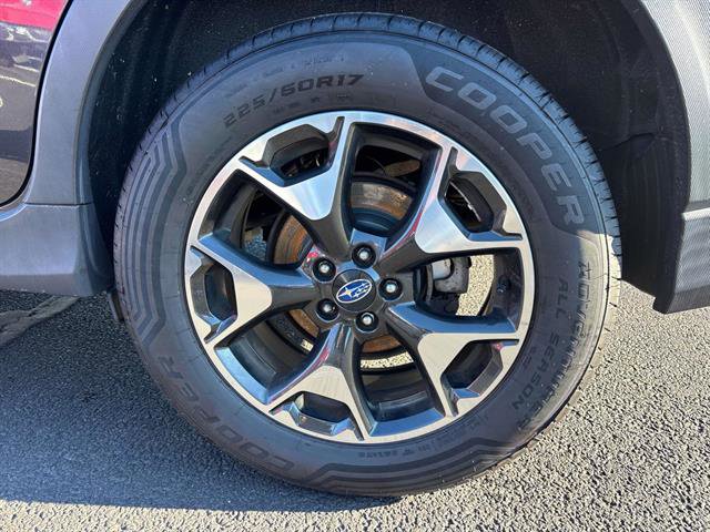 Used 2019 Subaru Crosstrek 2.0i Premium image 4
