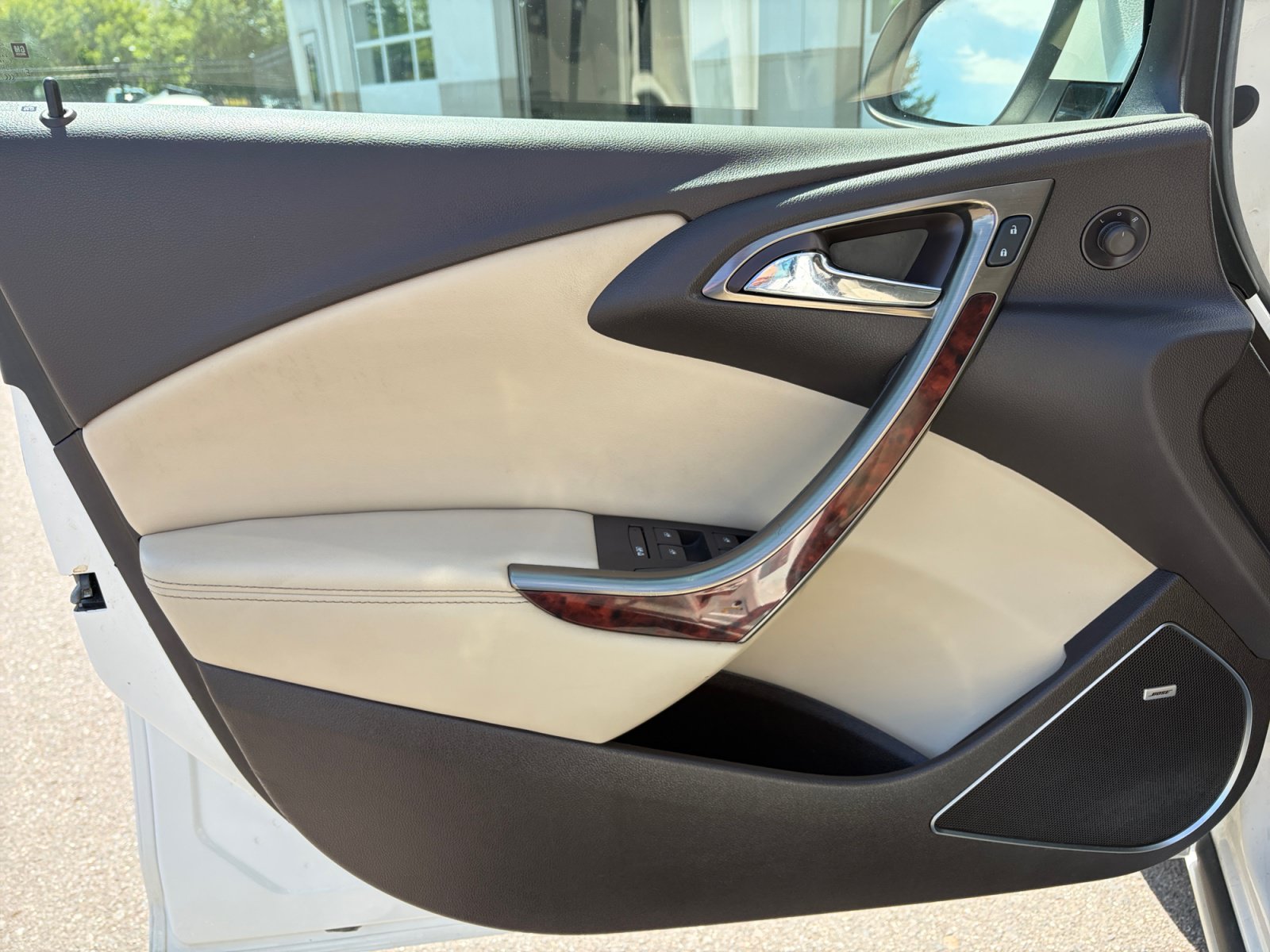 Used 2014 Buick Verano Premium FWD image 12