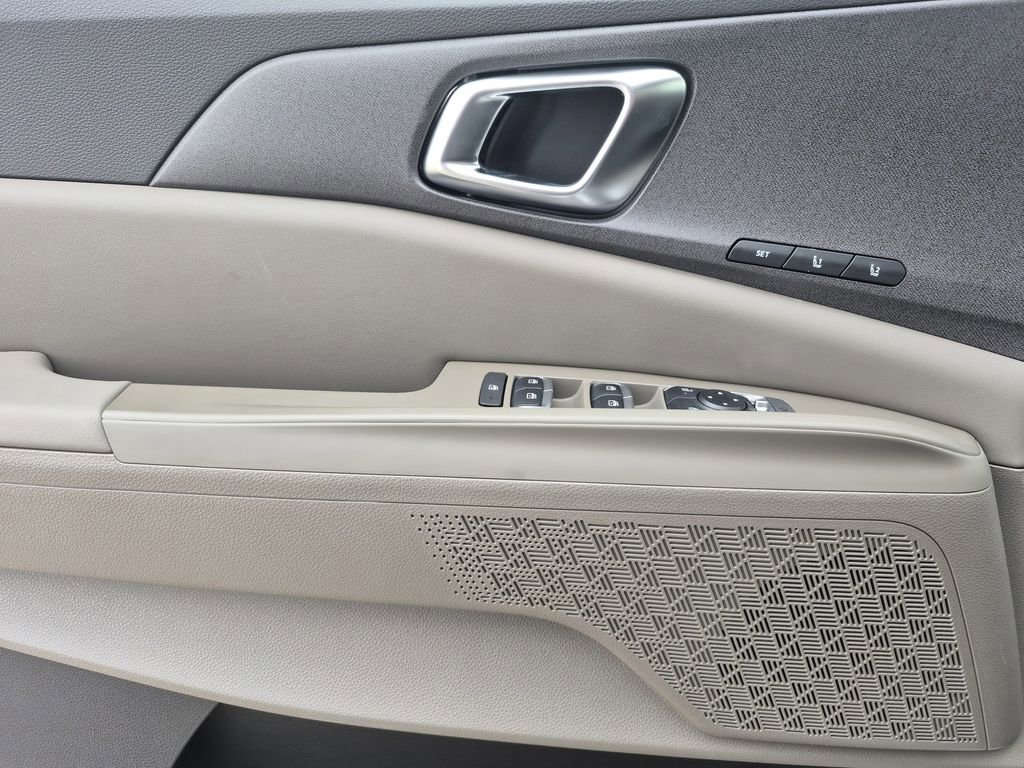 New 2026 Kia Carnival EX image 6