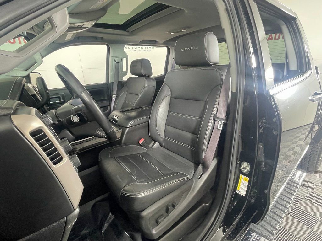 Used 2016 GMC Sierra 2500 Denali w/ Duramax Plus Package AWD/4WD image 24