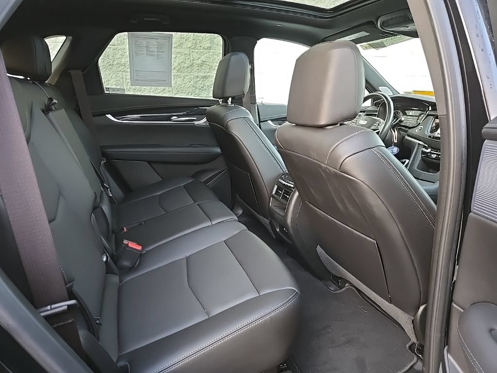 Certified 2023 Cadillac XT5 Premium Luxury AWD/4WD image 21