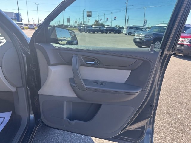 Used 2014 GMC Acadia SLE image 11