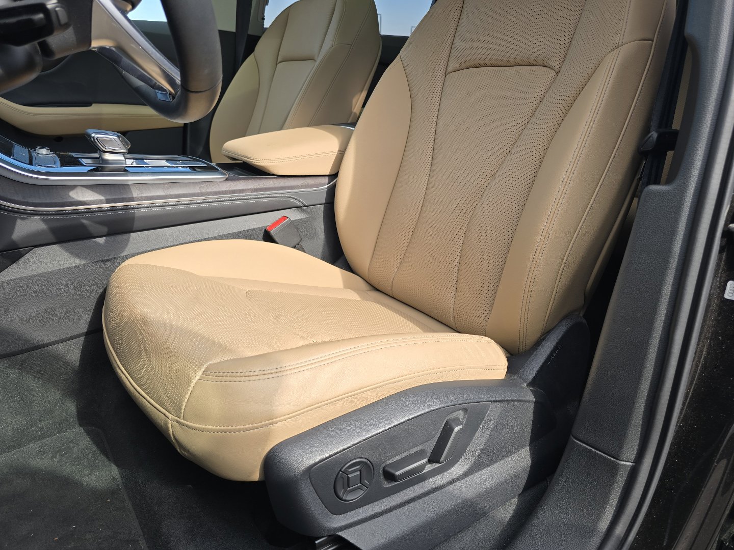 Used 2025 Audi Q7 2.0T Premium Plus w/ Premium Plus Package image 38