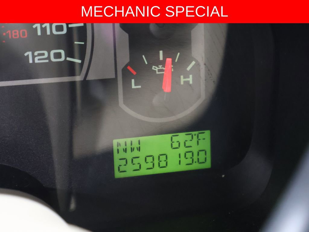 Used 2006 Ford F150 XLT AWD/4WD image 2