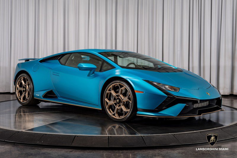 Used 2024 Lamborghini Huracan Tecnica image 25