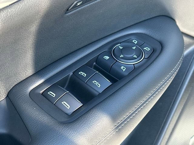 Used 2025 Cadillac XT6 Premium Luxury image 14