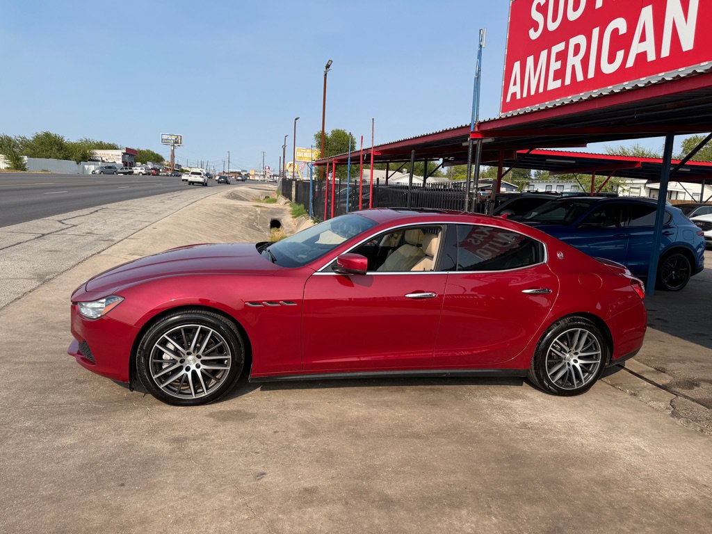 Used 2016 Maserati Ghibli RWD image 21