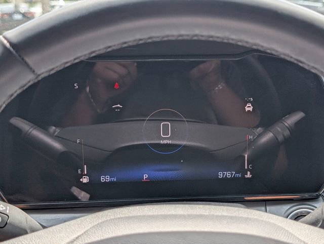 Certified 2025 Chevrolet Trax LT w/ Driver Confidence Package image 18