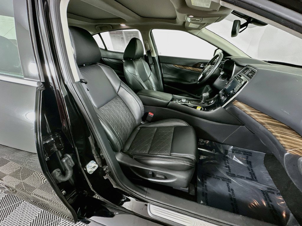 Used 2018 Nissan Maxima Platinum FWD image 37