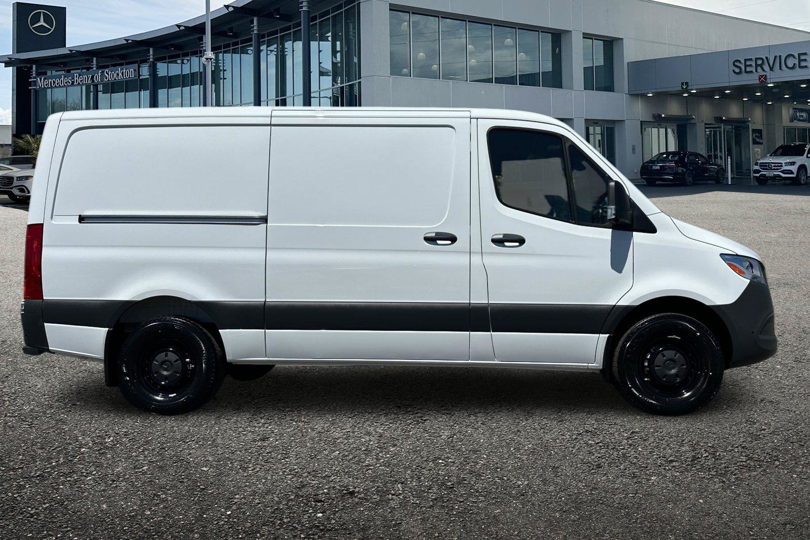 New 2026 Mercedes-Benz Sprinter 2500 image 3