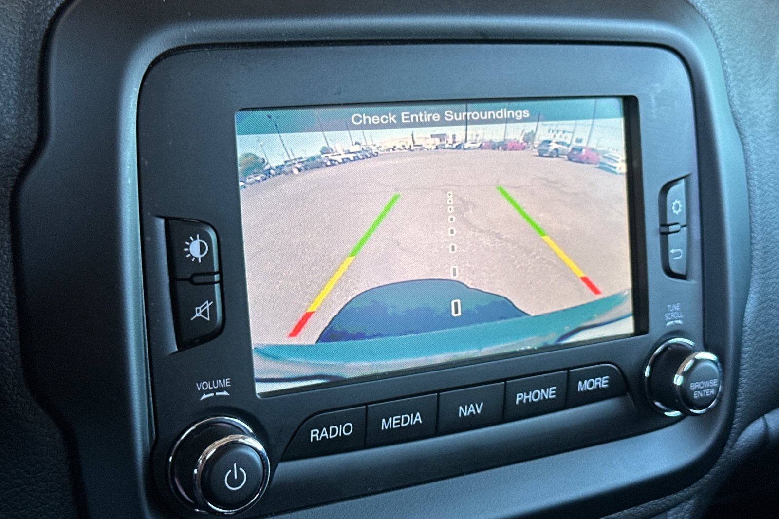 Used 2016 Jeep Renegade Trailhawk AWD/4WD image 19