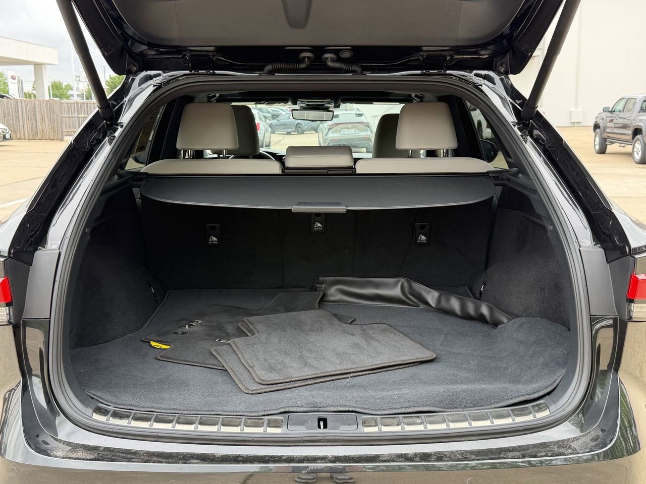 Used 2024 Lexus RX 350 Premium Plus w/ Convenience Package FWD image 35