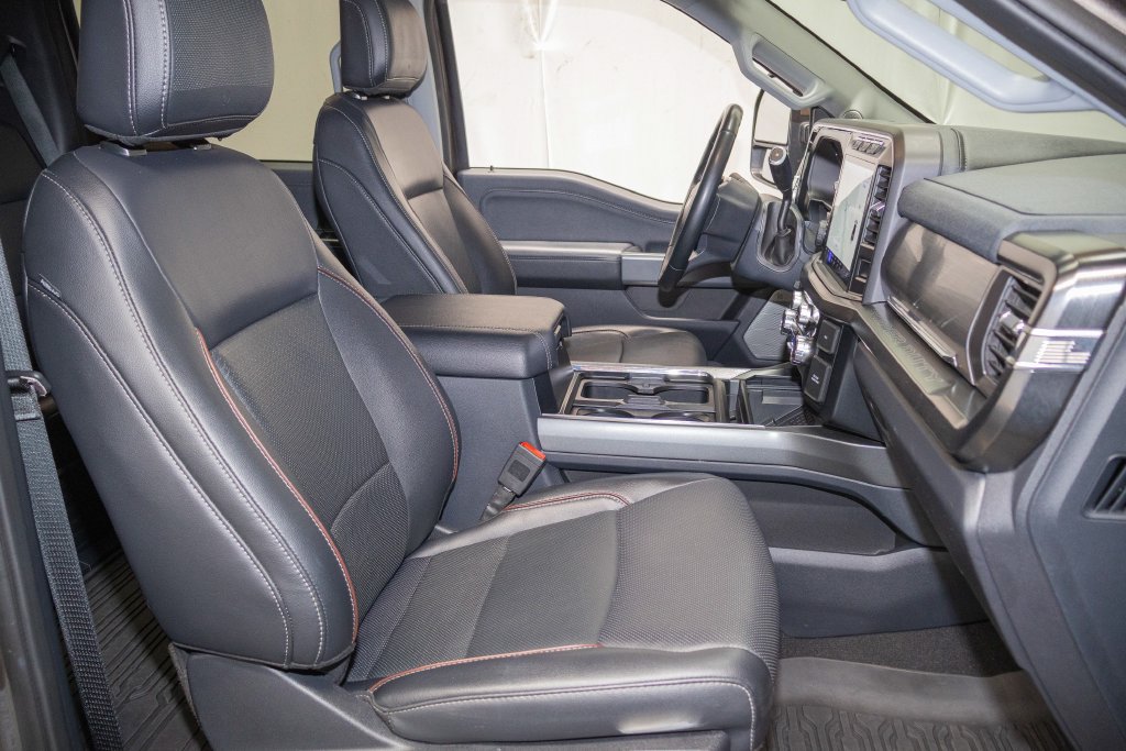 Used 2023 Ford F250 Lariat w/ Lariat Ultimate Package AWD/4WD image 15