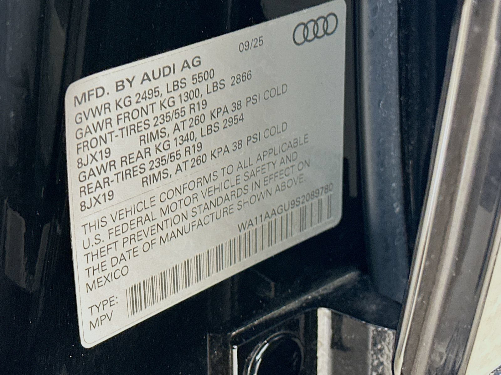 Used 2025 Audi Q5 Premium w/ Convenience Package AWD/4WD image 46
