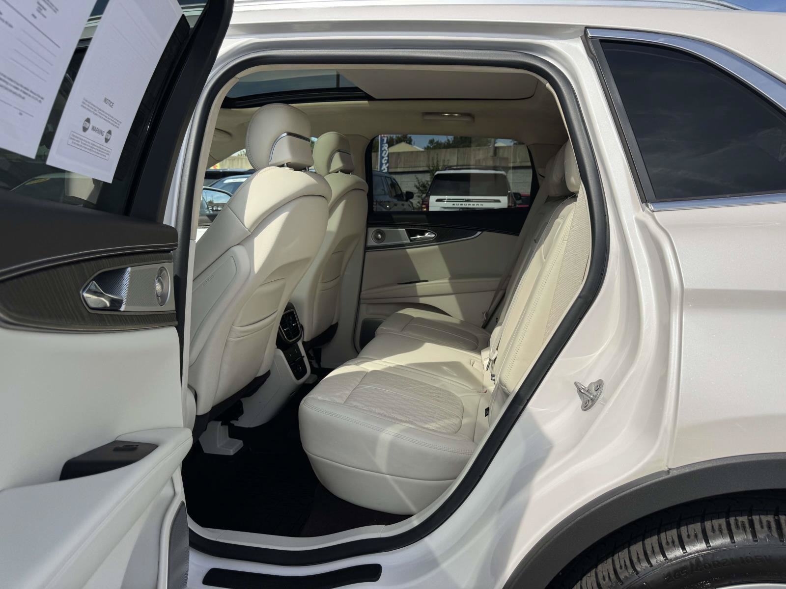 Used 2019 Lincoln Nautilus Black Label AWD/4WD image 23