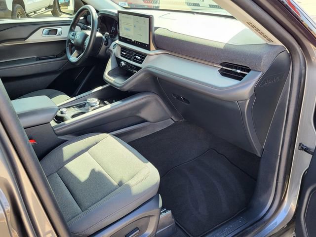 Used 2025 Ford Explorer Active image 24
