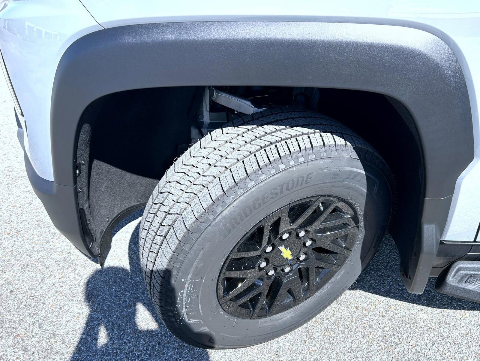 New 2026 Chevrolet Silverado EV LT AWD/4WD image 24