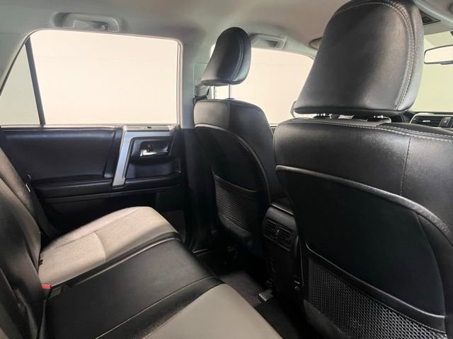 Used 2018 Toyota 4Runner SR5 Premium image 14