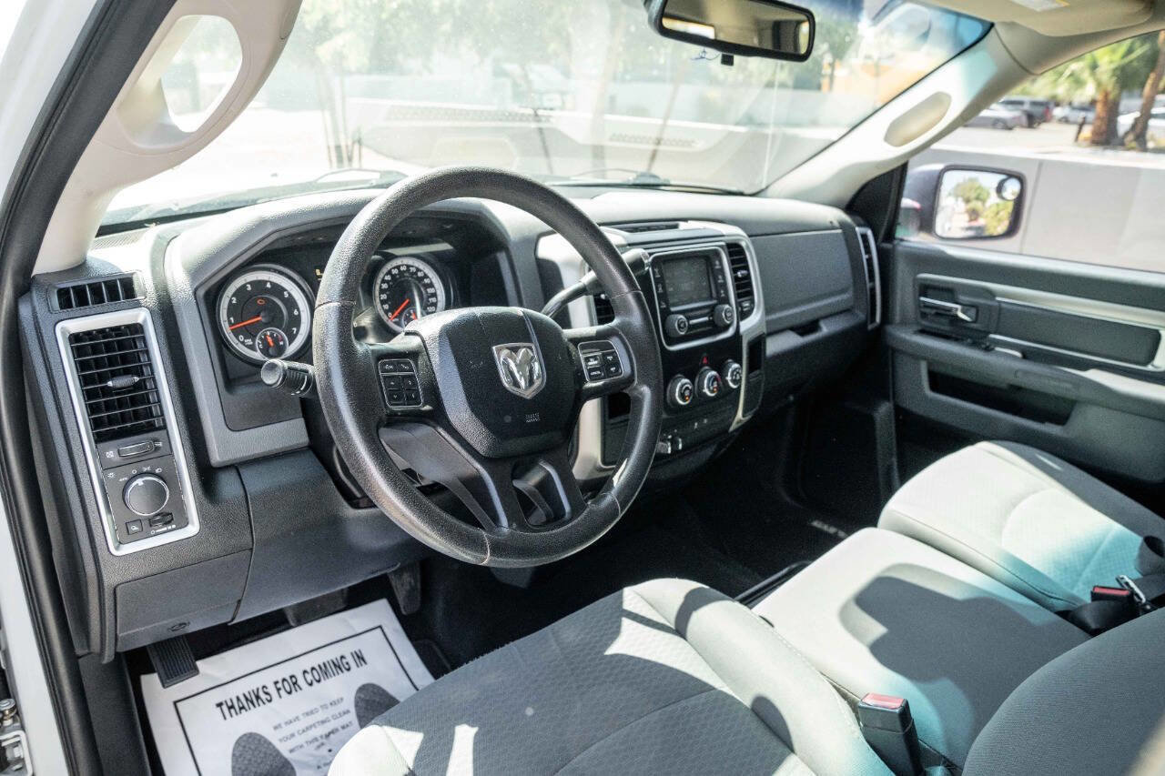 Used 2015 RAM 2500 SLT image 9