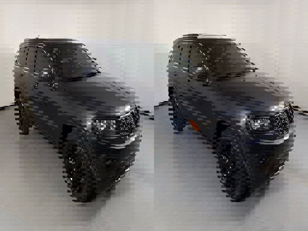 Used 2015 Jeep Grand Cherokee Altitude image 2