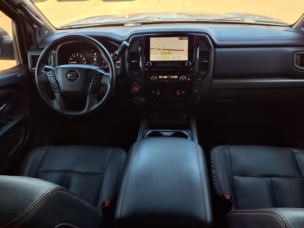 Used 2021 Nissan Titan PRO-4X w/ Pro-4x Convenience Package AWD/4WD image 13
