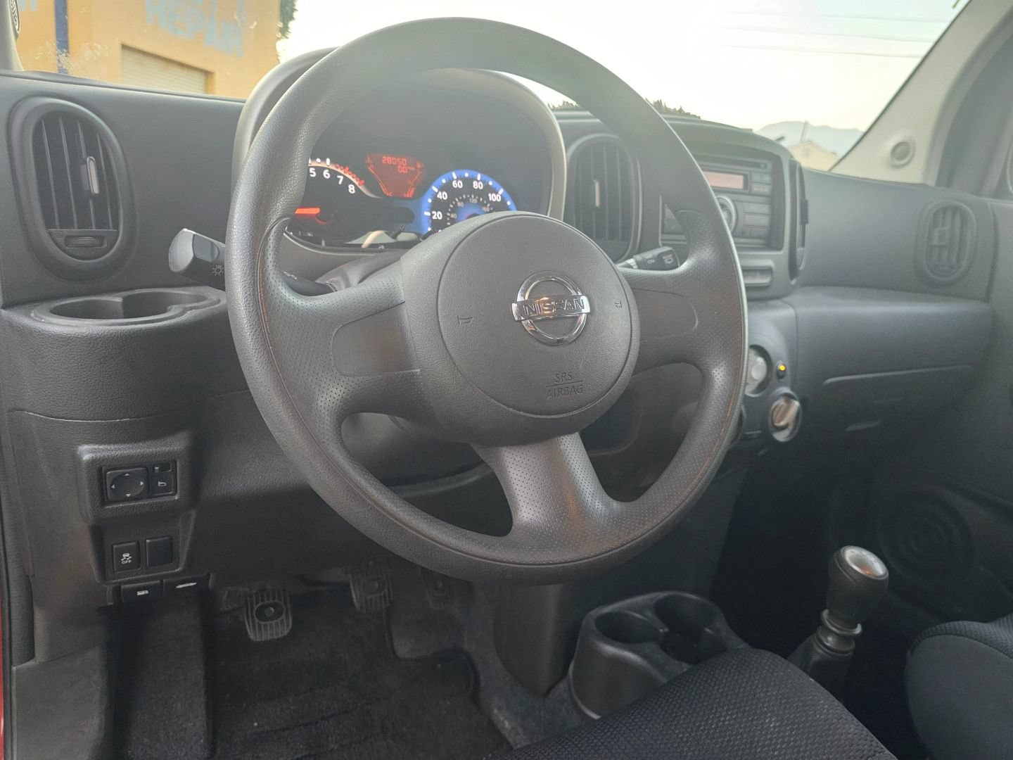 Used 2012 Nissan Cube 1.8 w/ Interior Designer Pkg FWD image 9