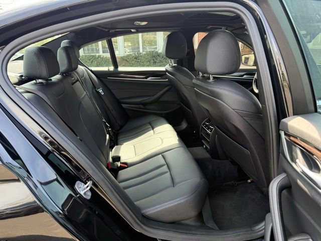 Used 2018 BMW 530i xDrive AWD/4WD image 31