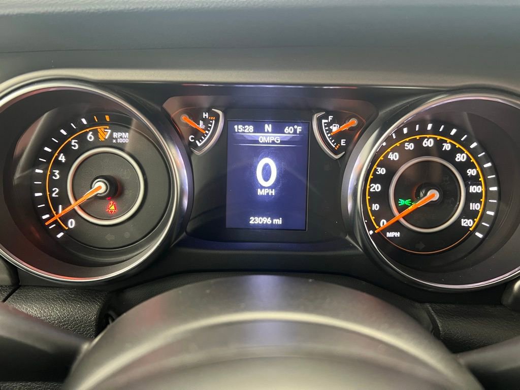 Used 2022 Jeep Wrangler Willys image 23