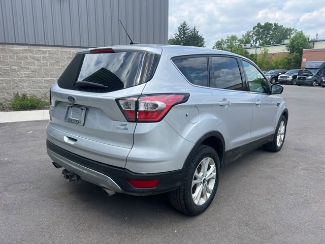 Used 2017 Ford Escape SE AWD/4WD image 5