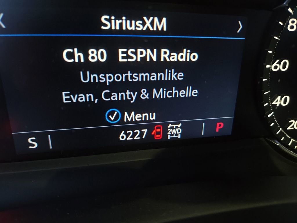 Certified 2025 Cadillac XT5 Luxury image 14