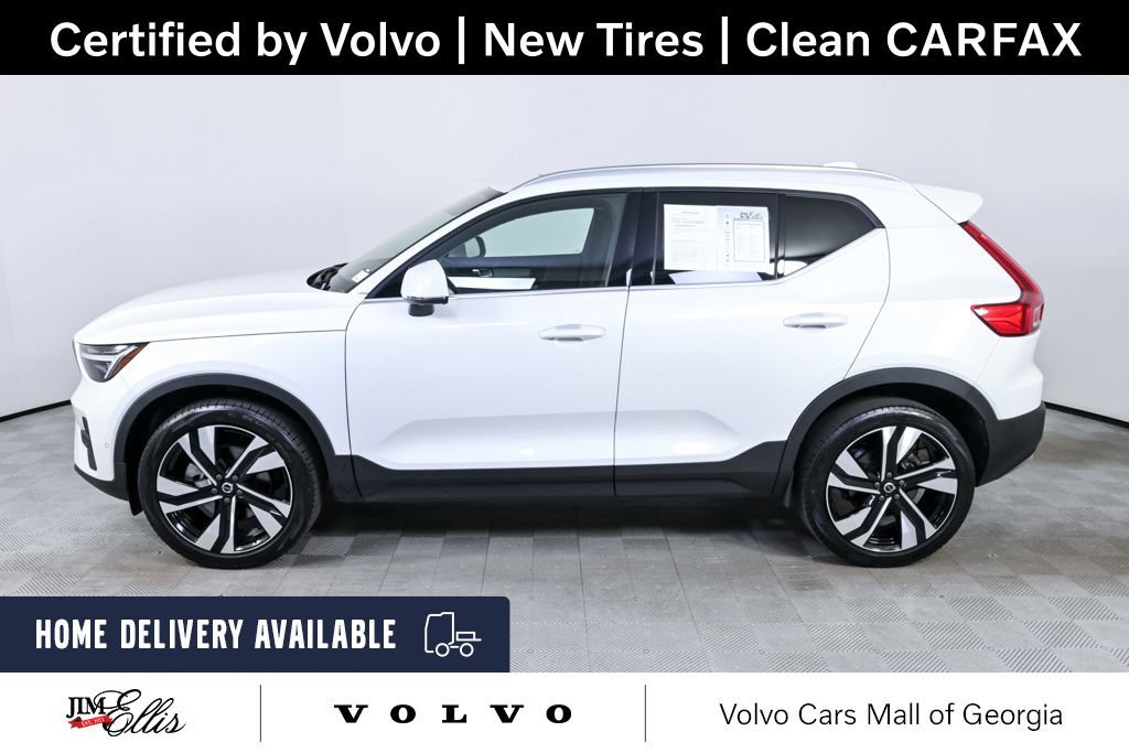 Certified 2024 Volvo XC40 B5 Ultimate w/ Protection Package AWD/4WD image 2