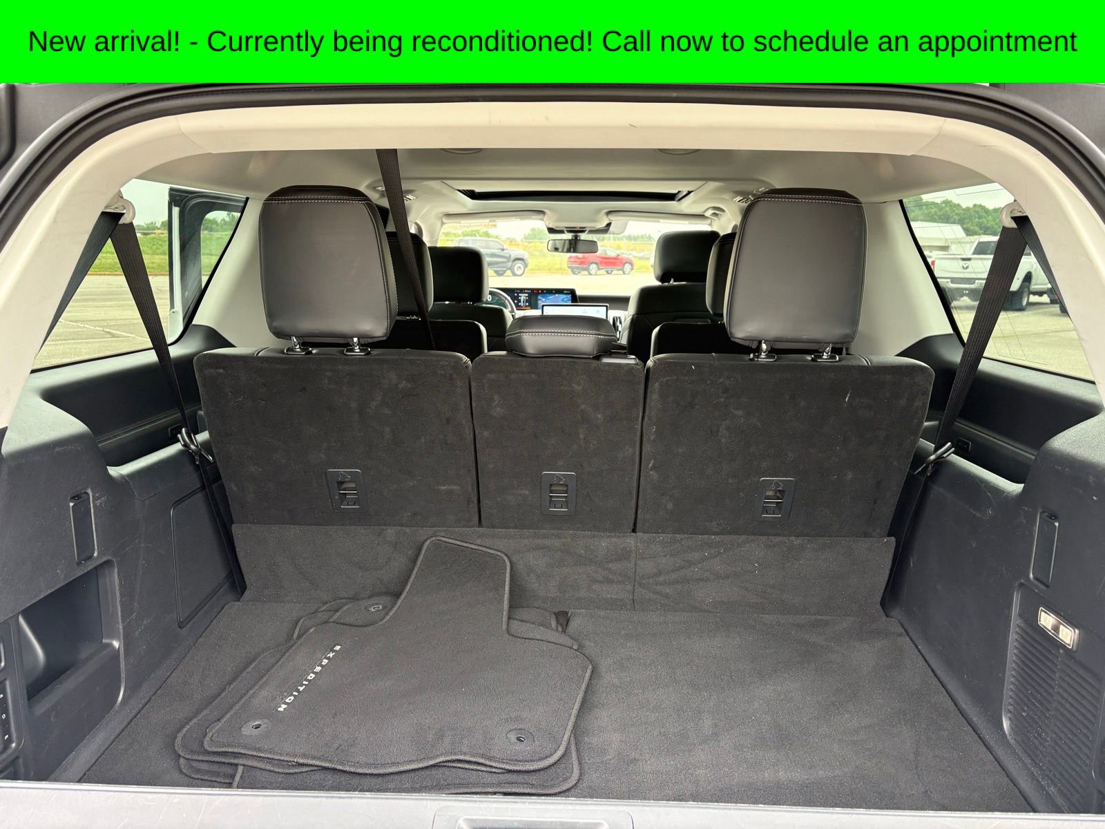 Used 2025 Ford Expedition Max Platinum AWD/4WD image 10