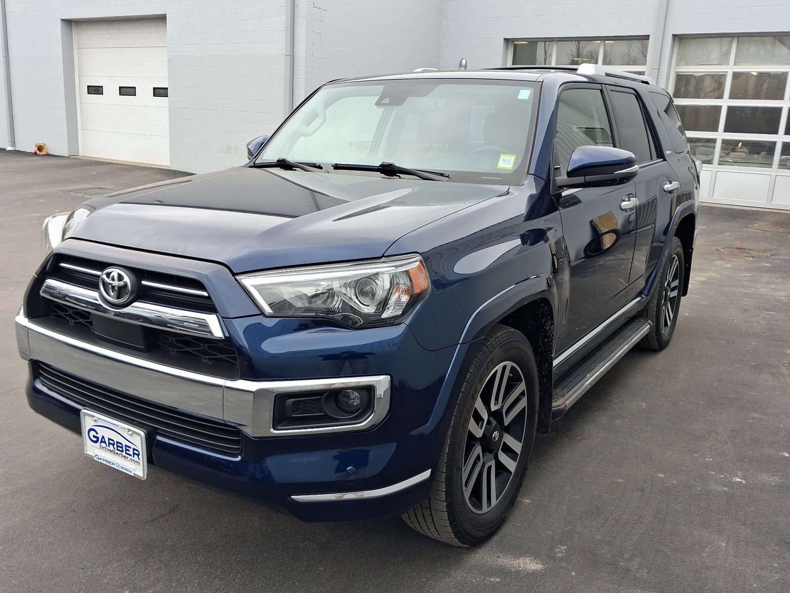 Used 2020 Toyota 4Runner Limited AWD/4WD image 30