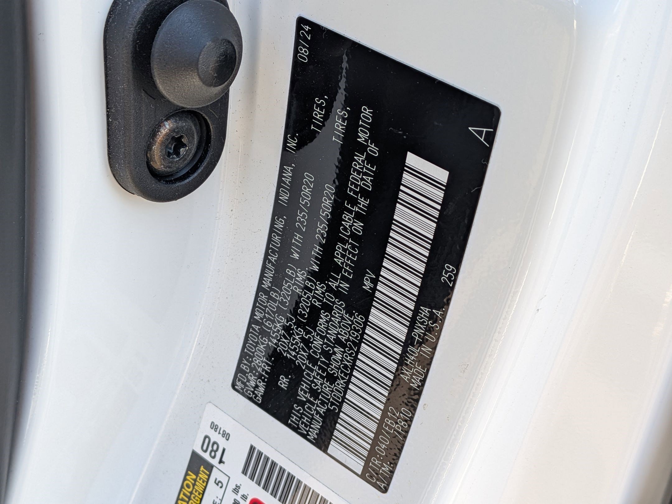 Used 2024 Toyota Sienna XSE w/ XSE Plus Package image 33