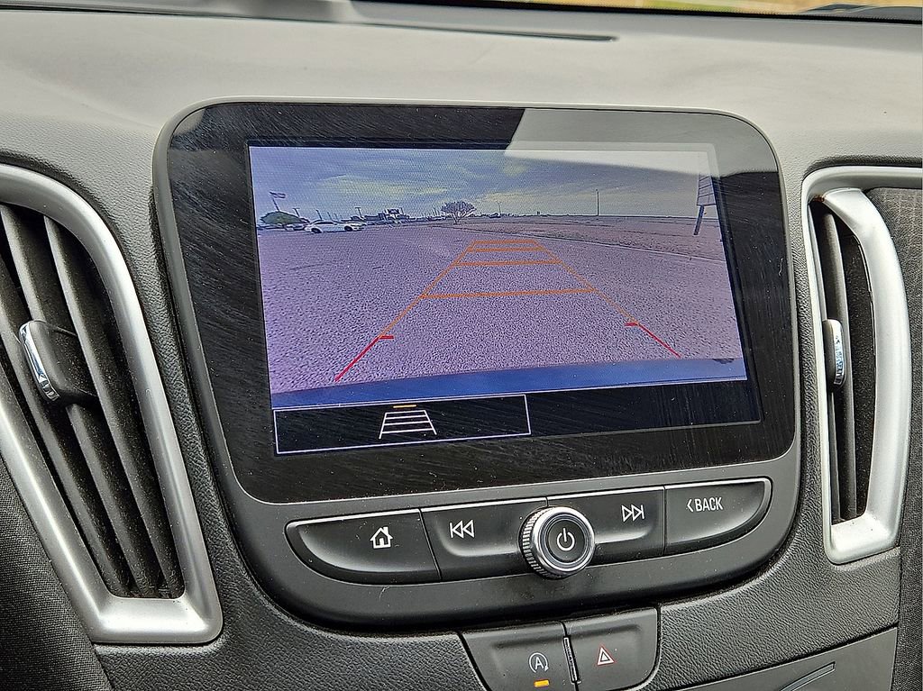 Used 2024 Chevrolet Malibu LS FWD image 27