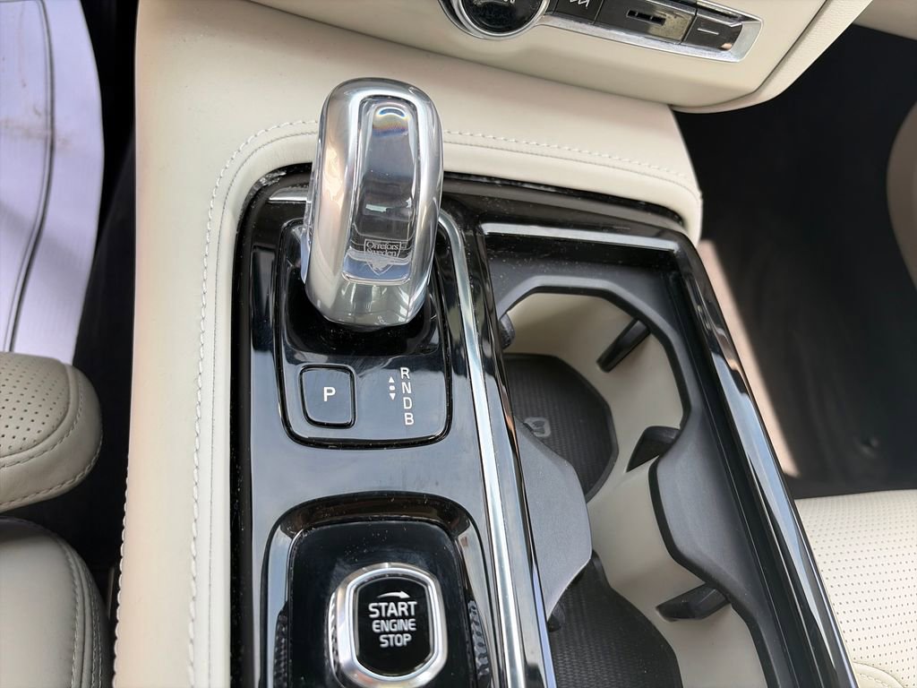Used 2019 Volvo S90 T8 Inscription w/ Advanced Package AWD/4WD image 25
