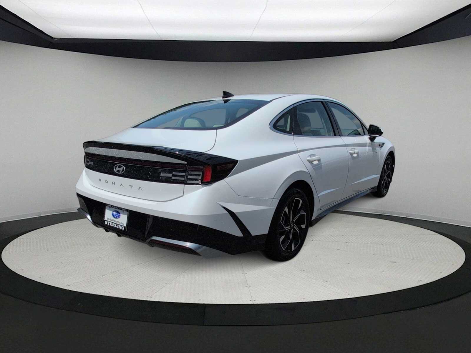 Used 2025 Hyundai Sonata SEL FWD image 8