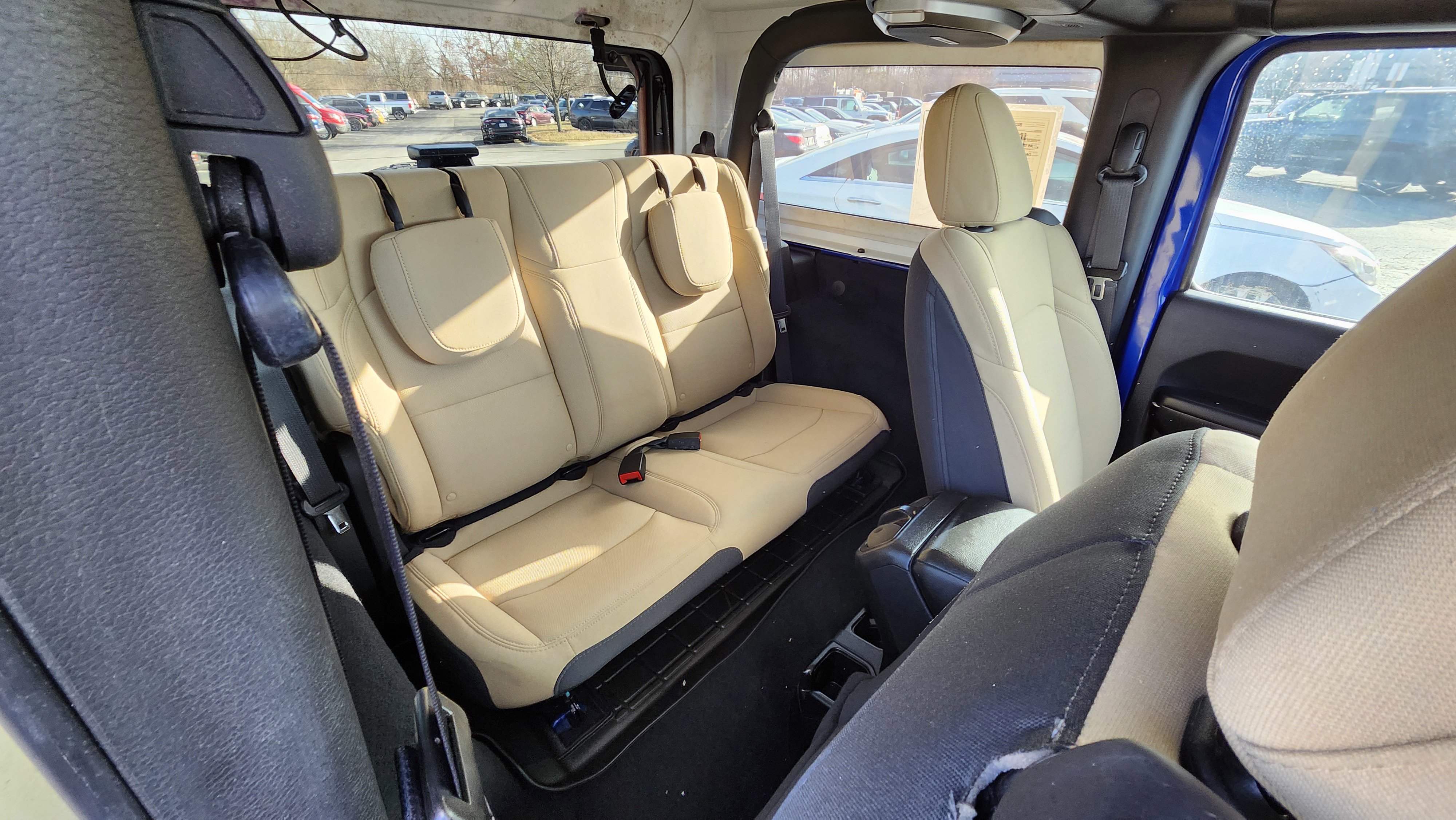 Used 2019 Jeep Wrangler Sport S image 12