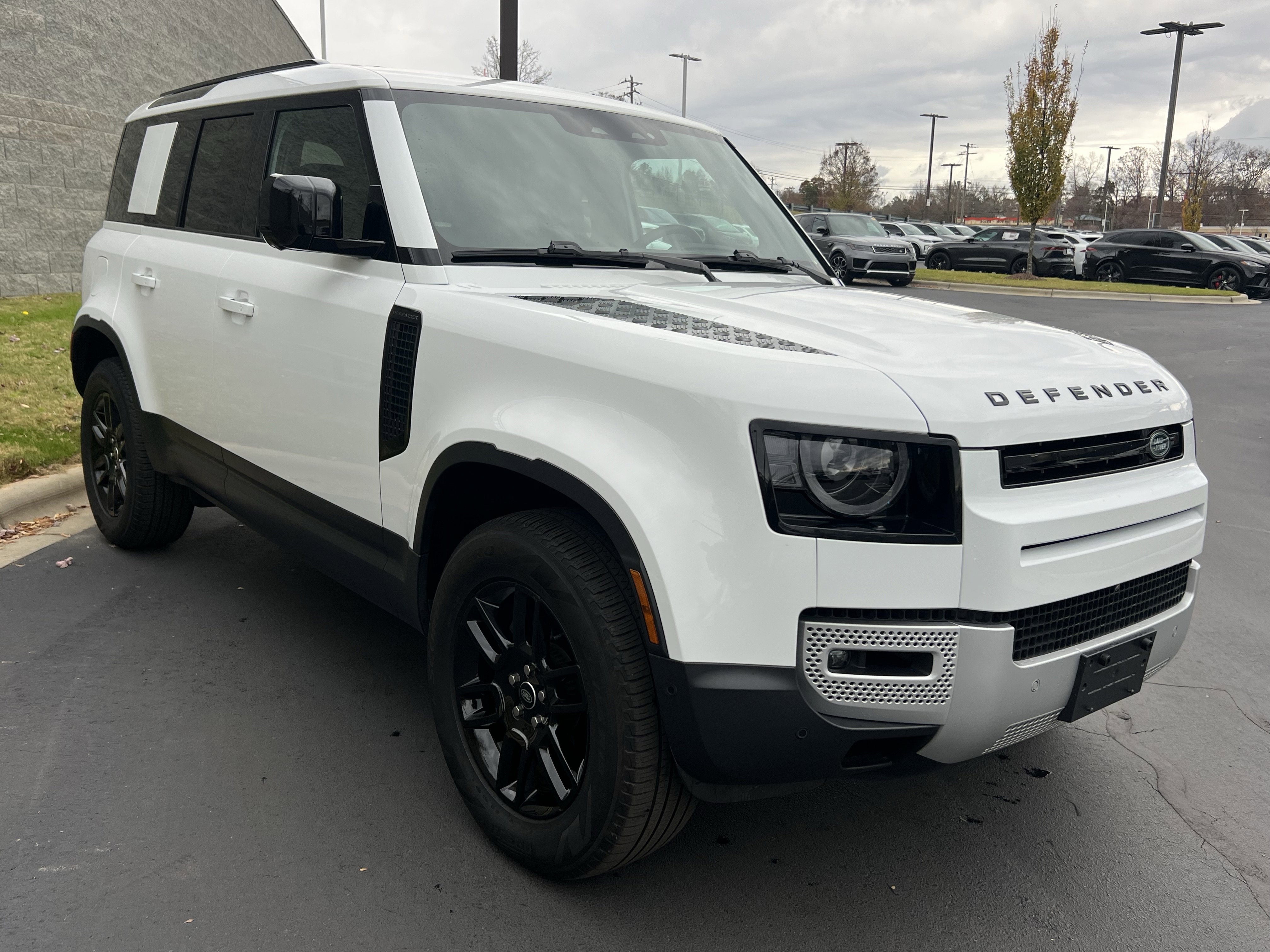 Certified 2025 Land Rover Defender 110 S image 9