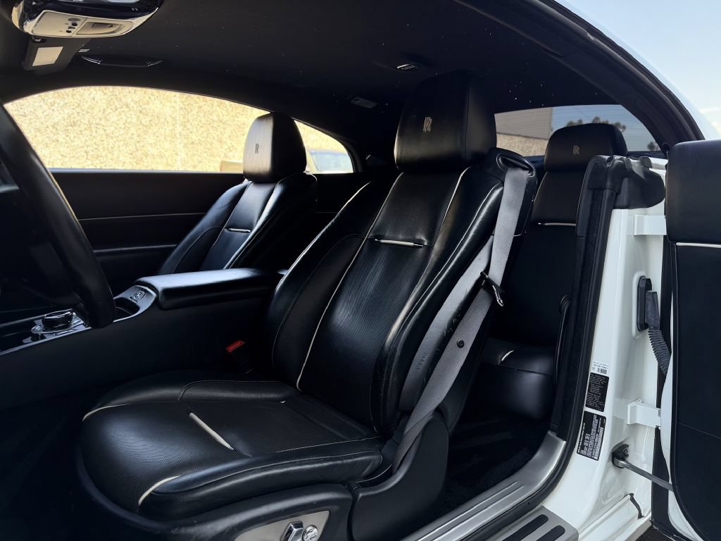 Used 2017 Rolls-Royce Wraith RWD image 15